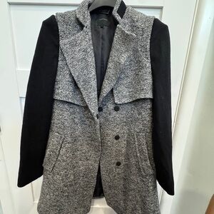 Elegant Women's Gray and Black Trench Coat